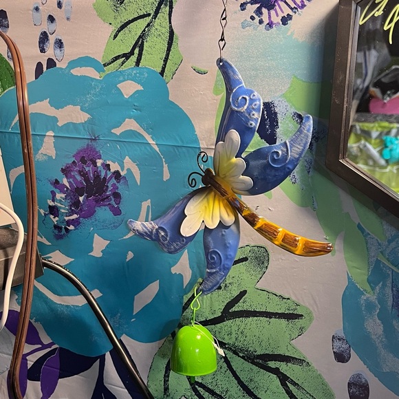 Decorative dragonfly wind-chimes - Picture 7 of 11